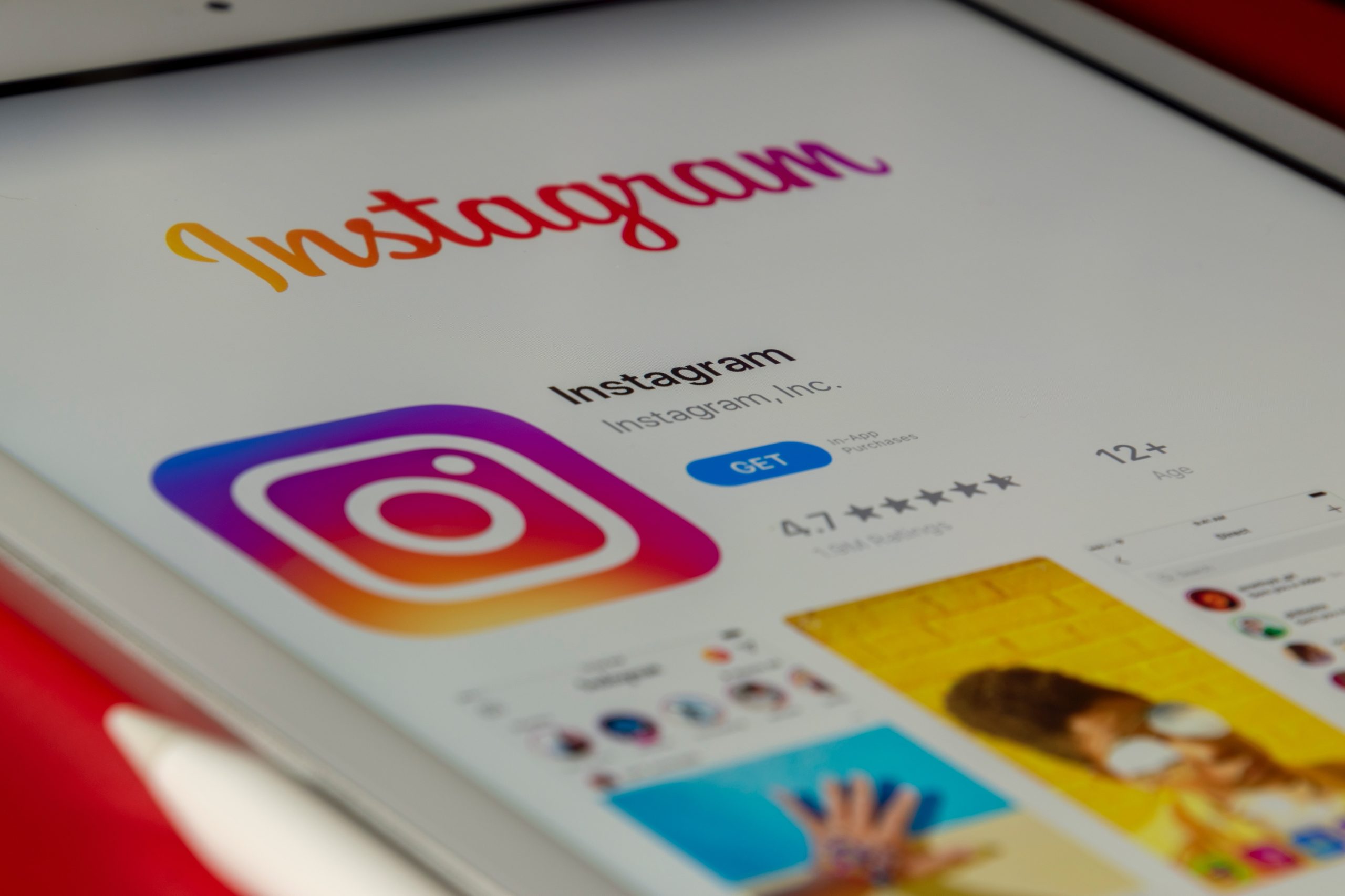 Tips for Using a Fast Instagram Caption Generator for Growth